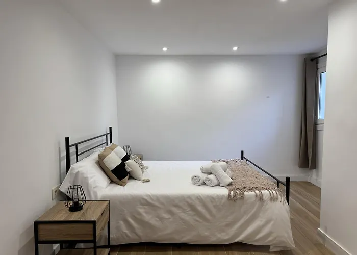 Centro Reformado, Ave-vialia - Muy Centrico 5pax Apartamento